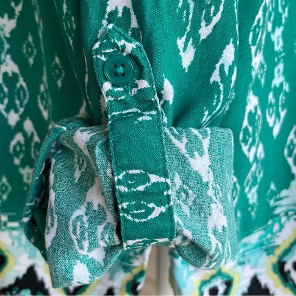 •New Directions• IKAT Pattern Button Down Blouse - Size XL - Picture 7 of 9
